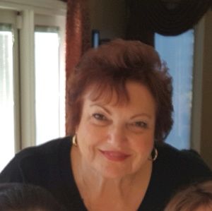 Meet your Posher, Carmela